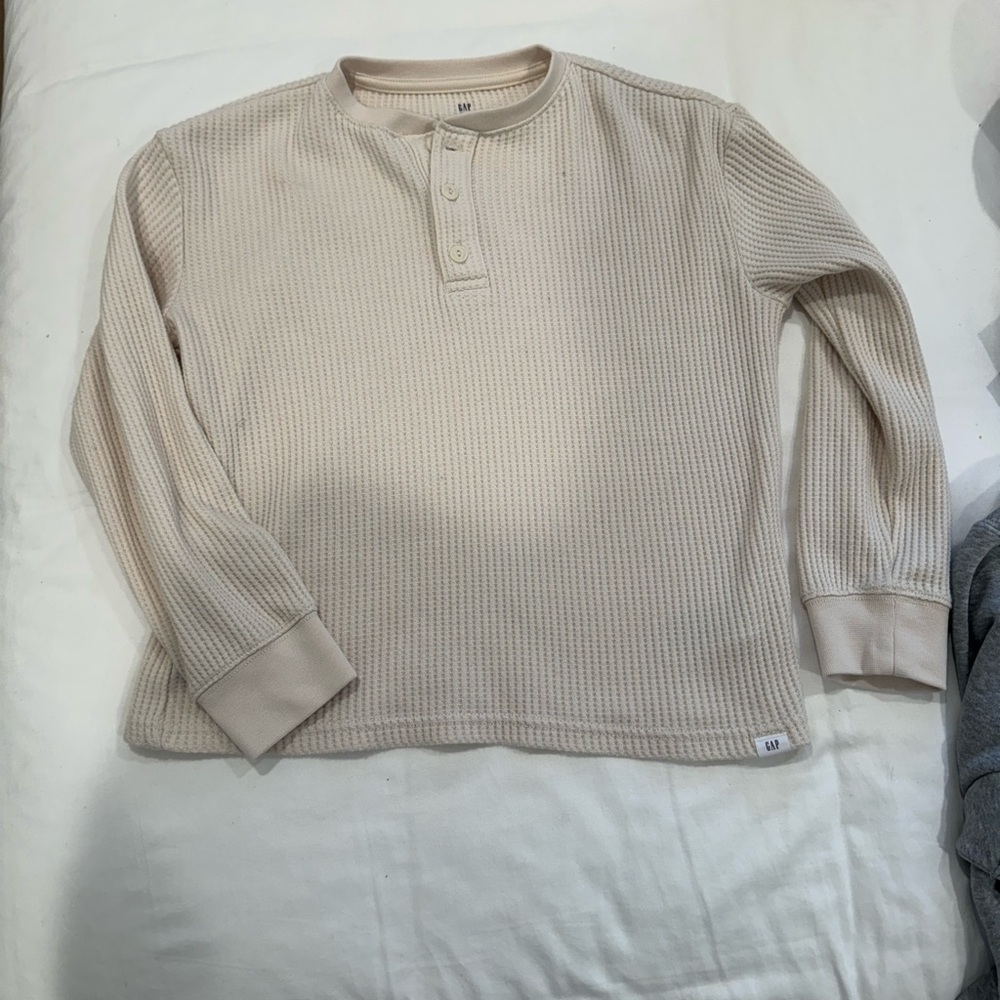 Gap Boys size 8 tan shirt